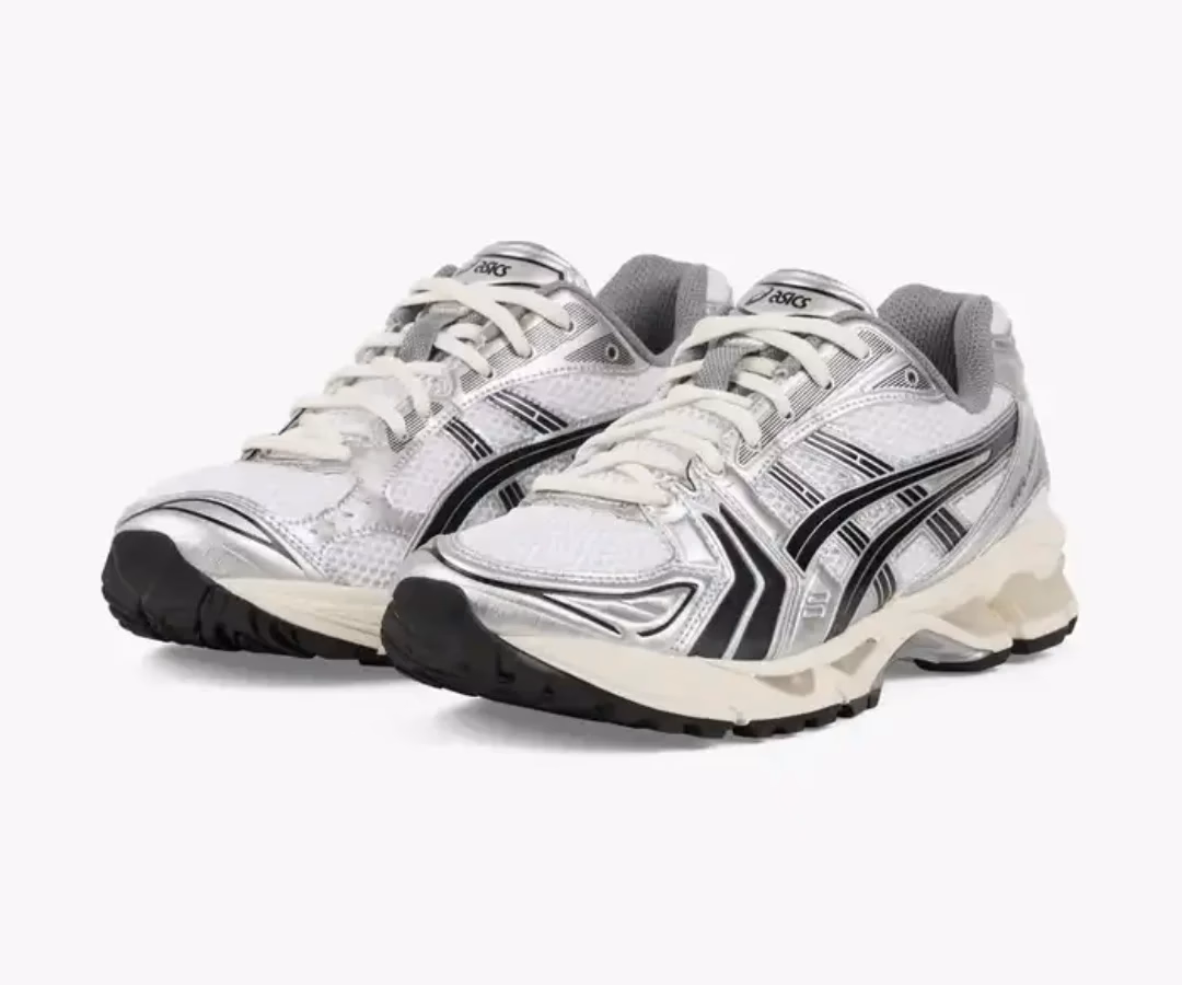 ¿Quién fabrica el calzado del papa?