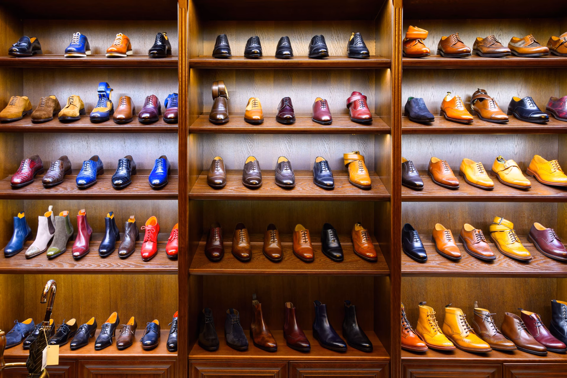 ¿Por qué los niños dejan los zapatos en la ventana?