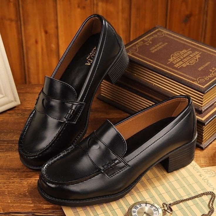 ¿Cuál es el diseño de la zapatillas Asics?