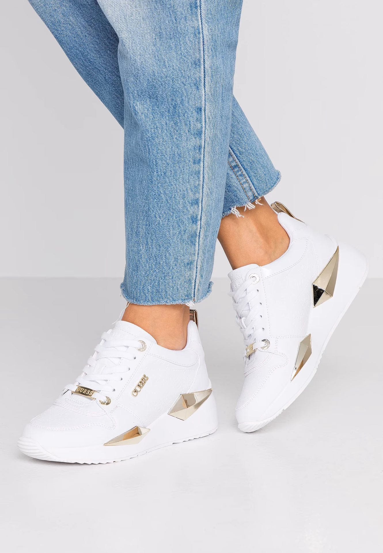 ¿Cómo conquistar a los zapatos Guess en Zalando?