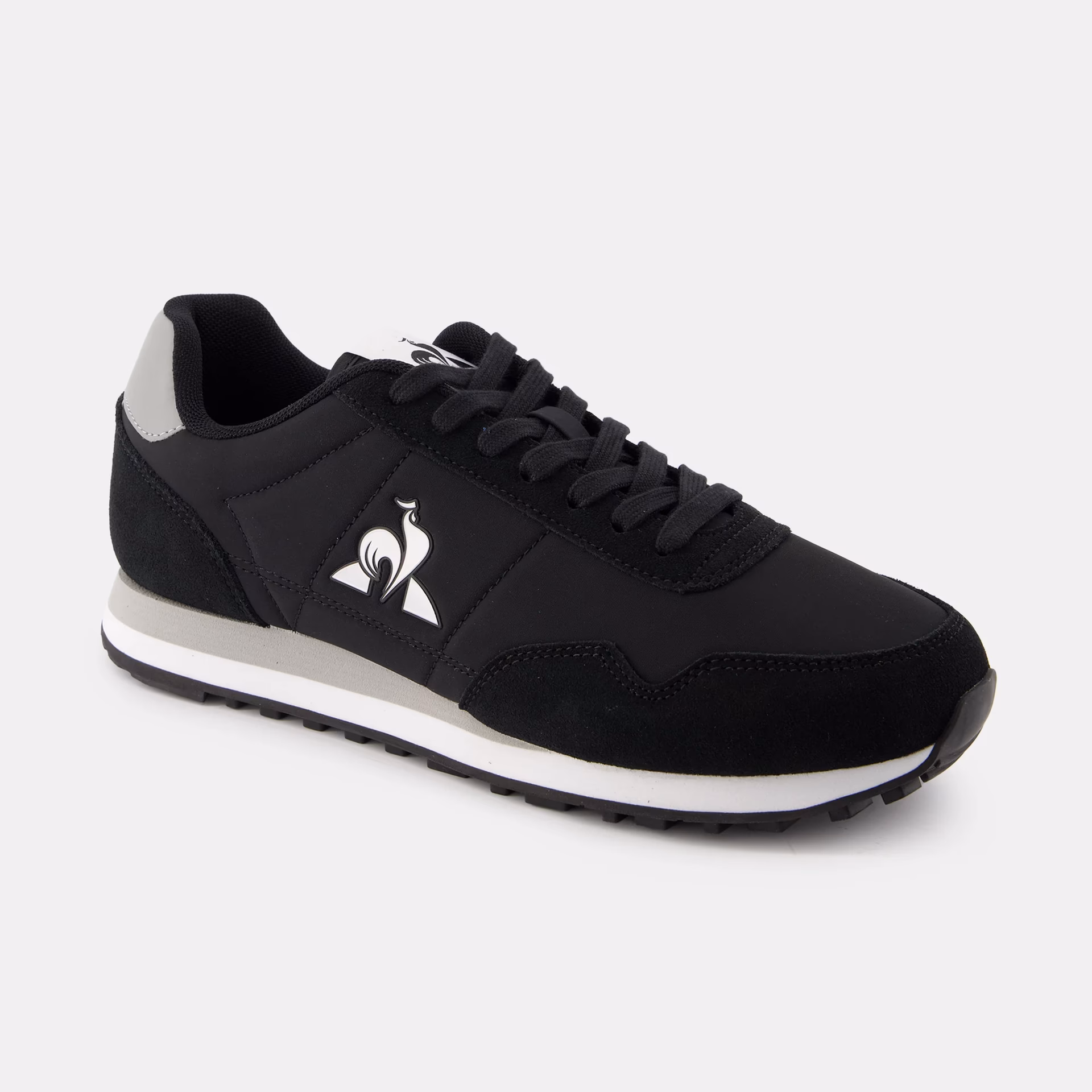 ¿Qué son las zapatillas Le Coq Sportif de vestir?