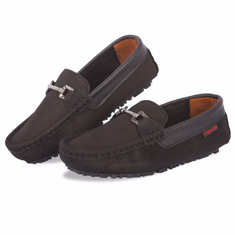 ¿Por qué comprar zapatos náuticos o mocasines de niños en pisotón?