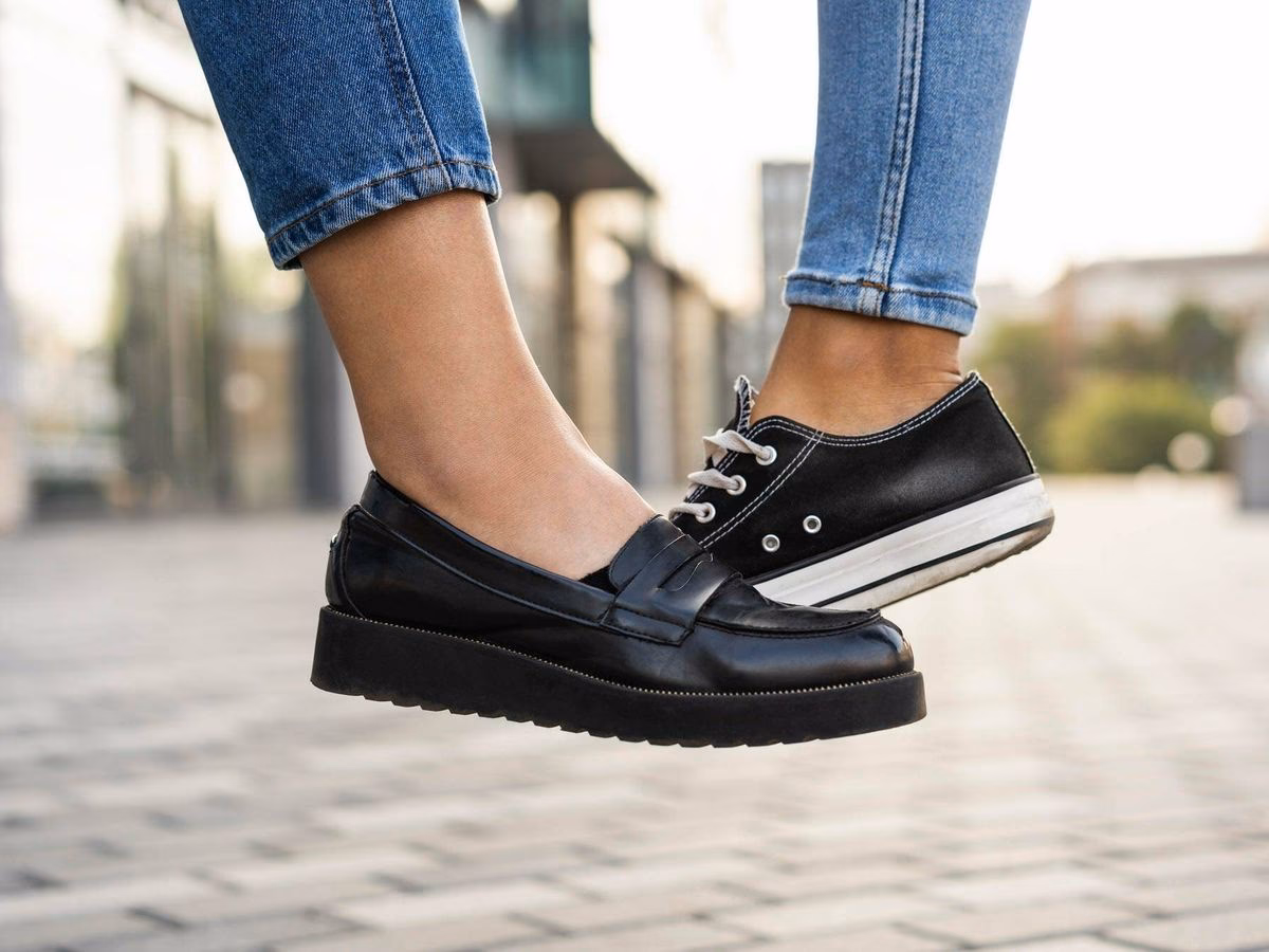 ¿Cuáles son las diferencias entre modelos de calzado de hombre y mujer?