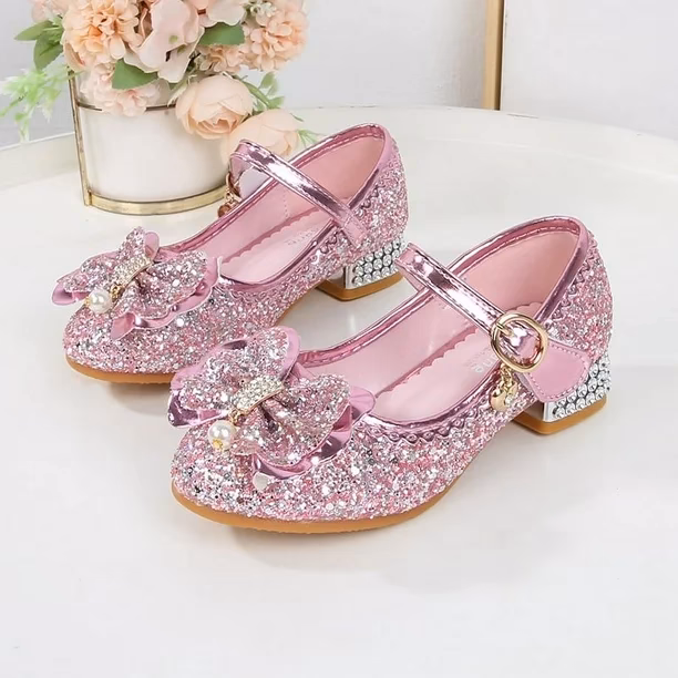 ¿Cómo comprar tacones para niña en línea?