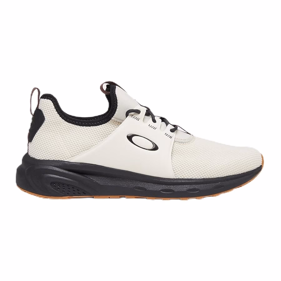 ¿Qué ofrece Oakley® para actualizar tu armario?