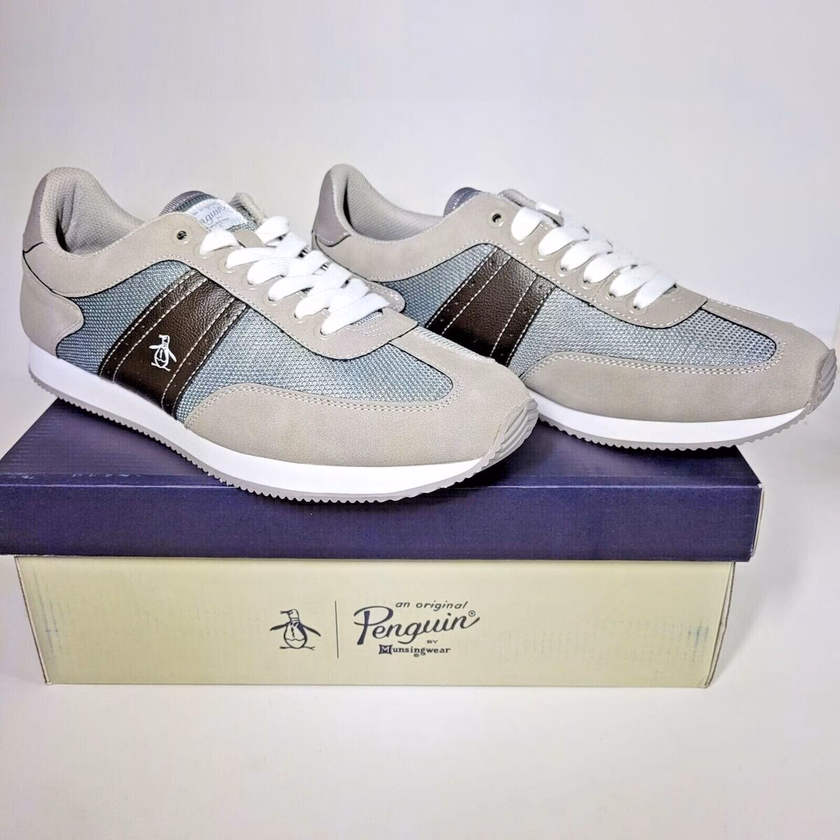 ¿Qué opciones de ropa ofrece Penguin?