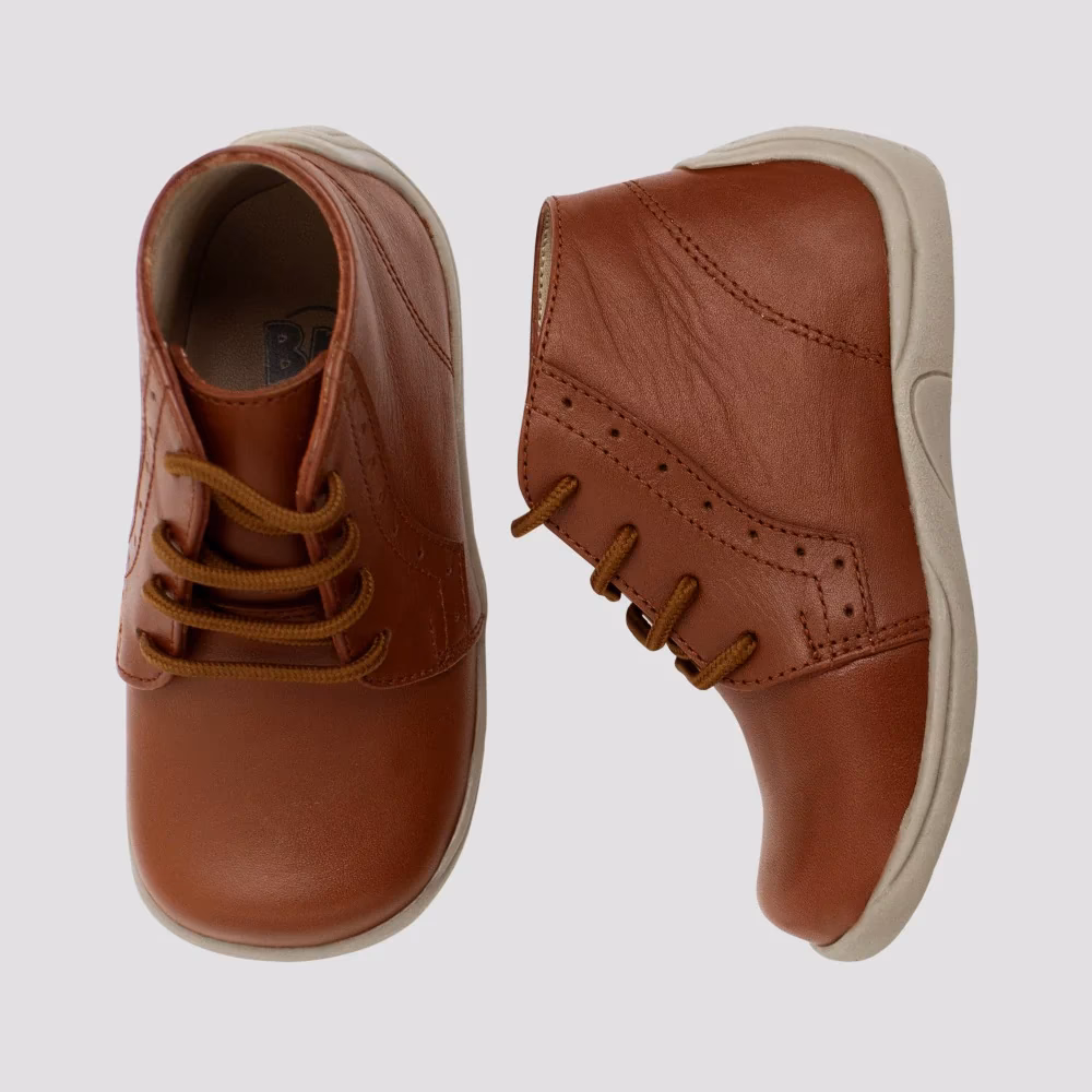 ¿Por qué se hacía pipí en los zapatos de los dignatarios?