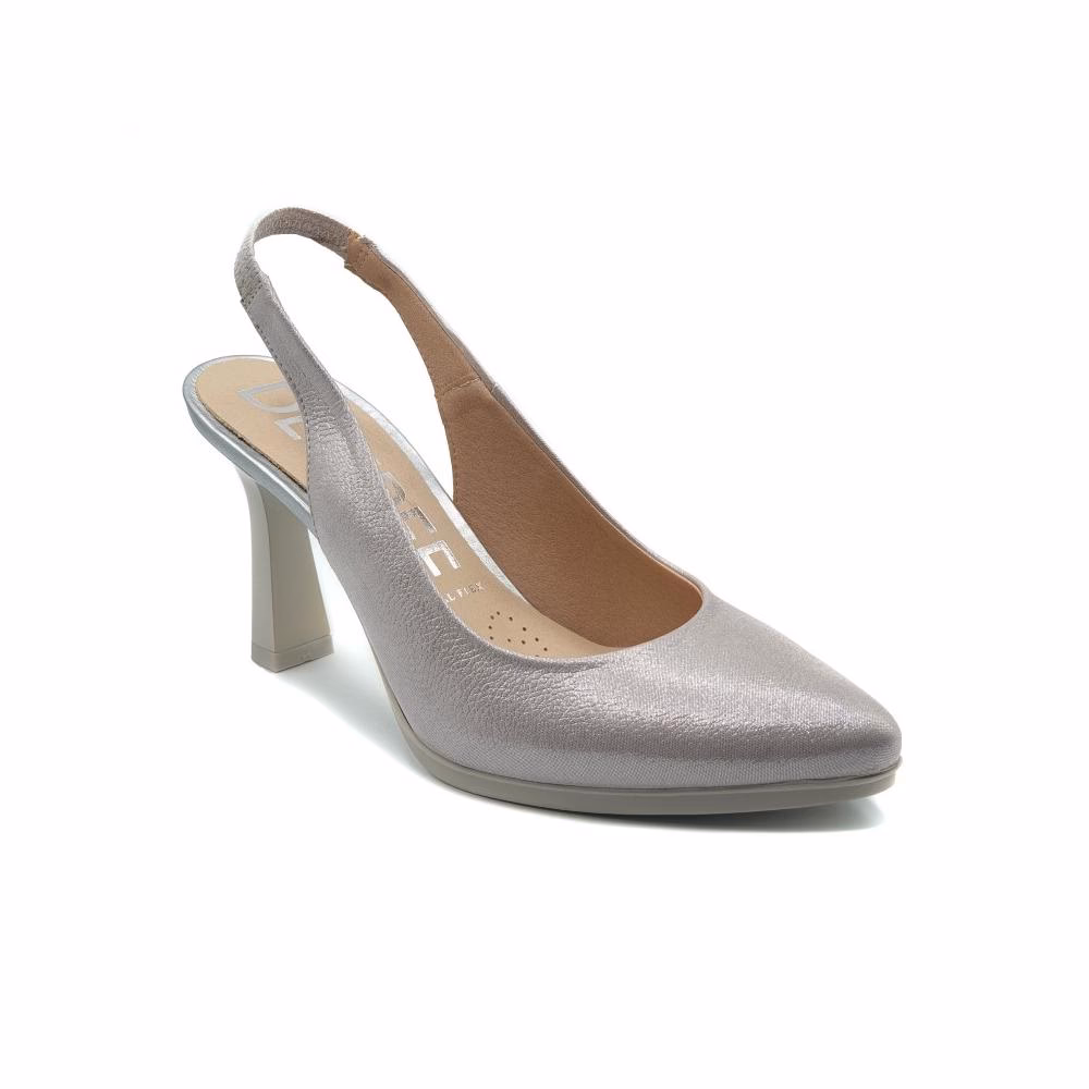 ¿Cómo eliminar el dolor de pies con los zapatos de tacón?