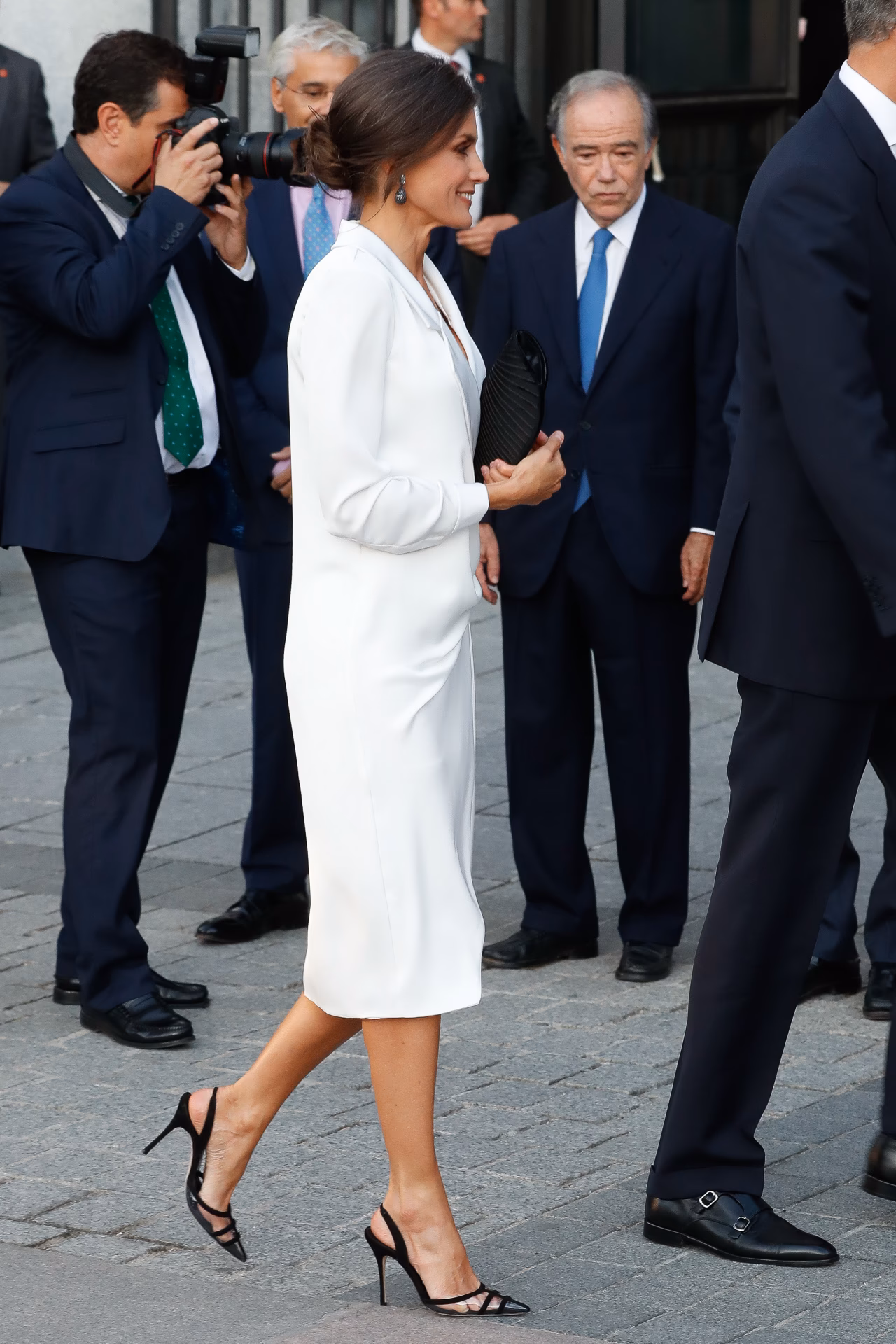 ¿Cuáles son los zapatos más elegantes de la reina de España?