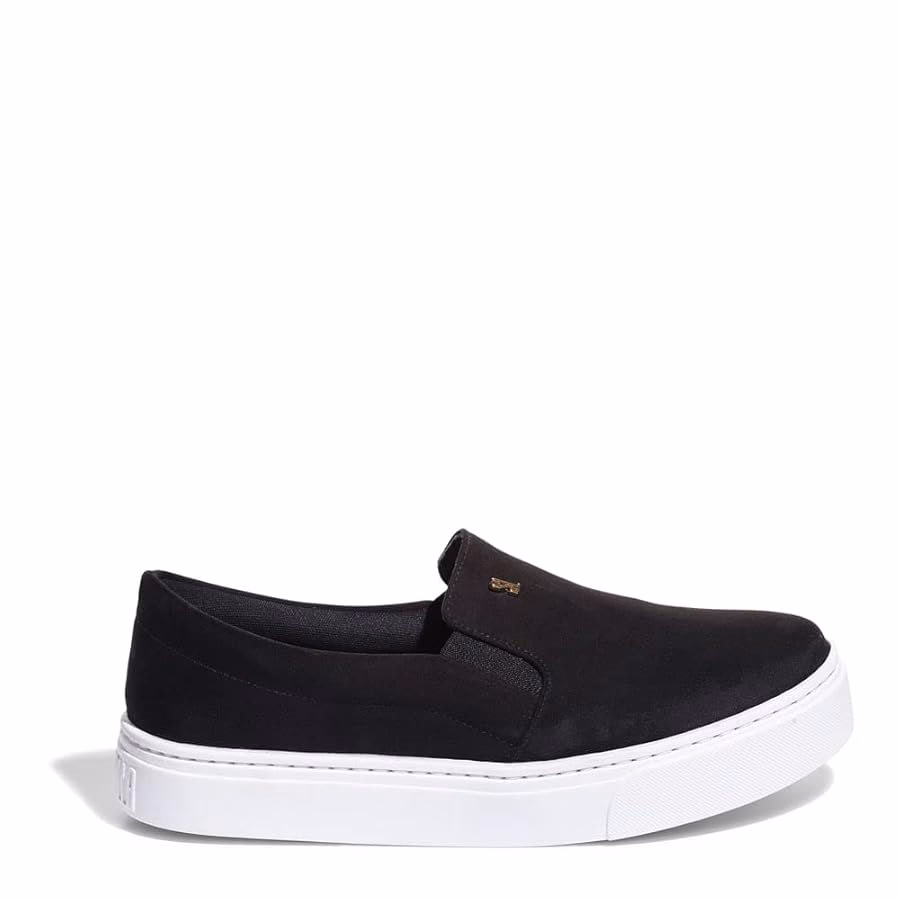 ¿Cómo lavar las zapatillas de lona?