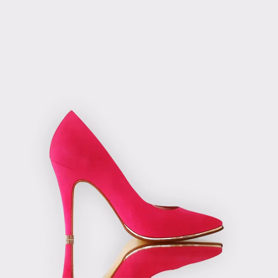 ¿Cuánto cuesta el vestido de fucsia?