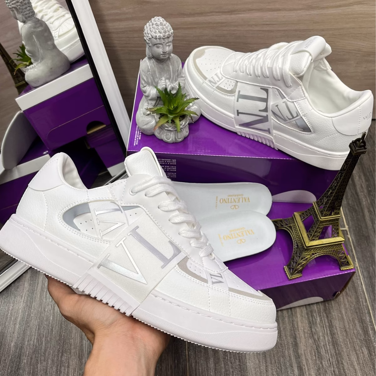 ¿Qué se puede comprar en la tienda online de Valentino?