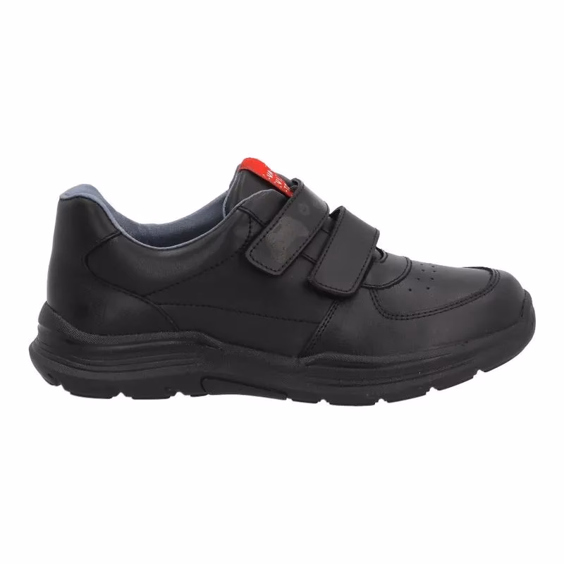 ¿Quién narra los zapatos vacíos?