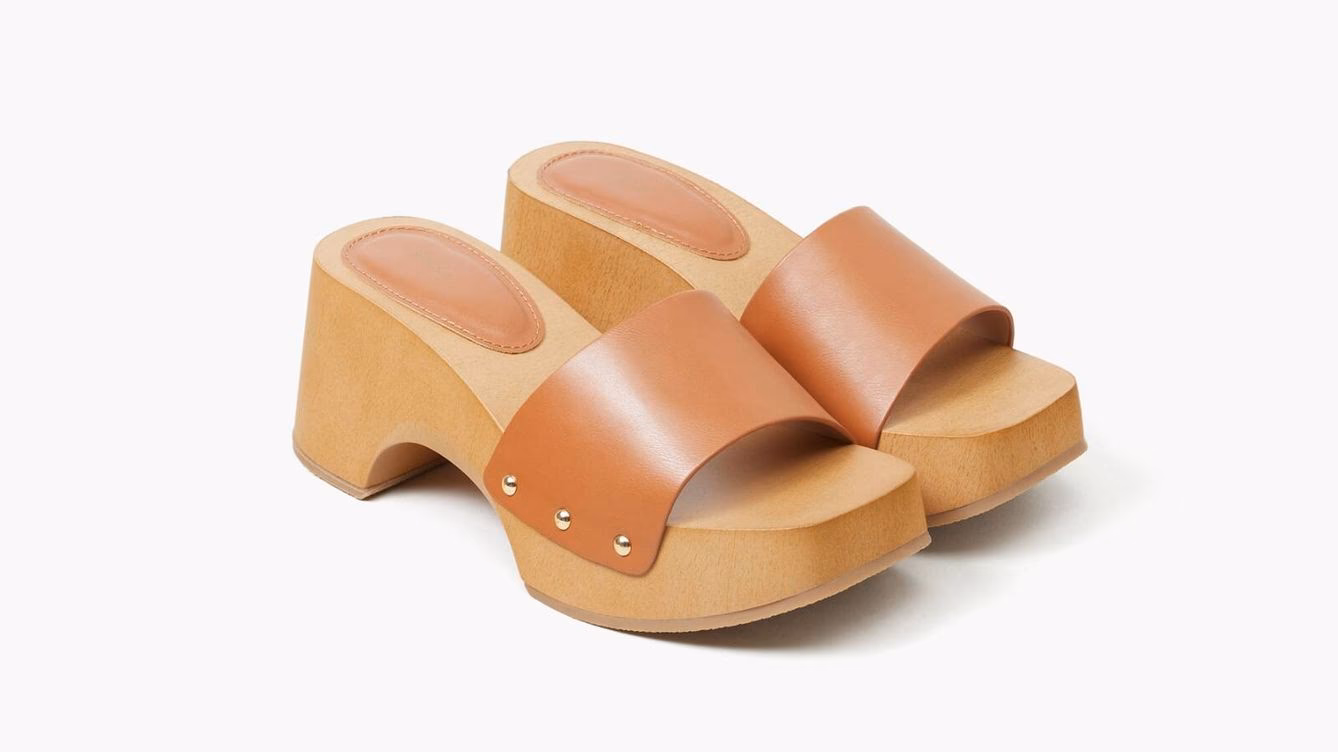 ¿Cómo cuidar los zuecos y sandalias de madera?