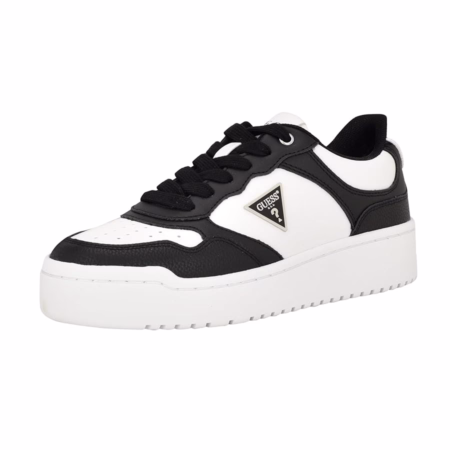 ¿Quién es la última mujer de Carlos Zapata?